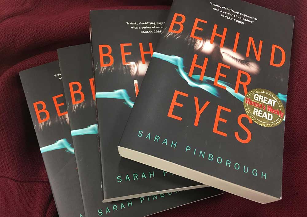 behind her eyes sarah pinborough book review